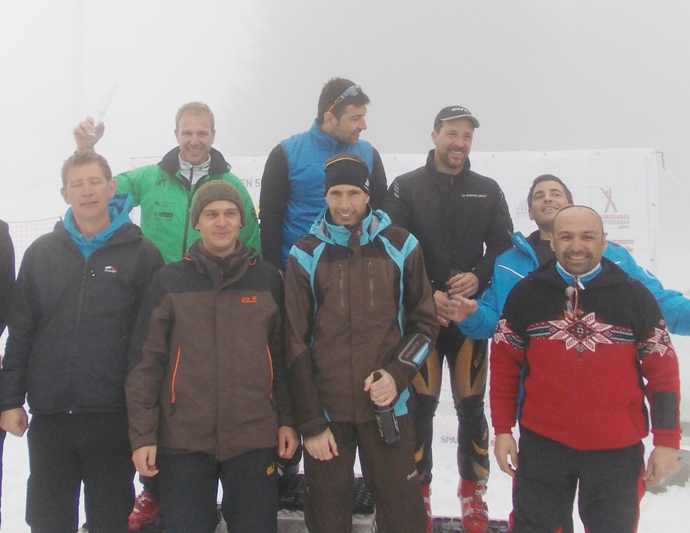 Ski23Herren1_jpg-1331494301