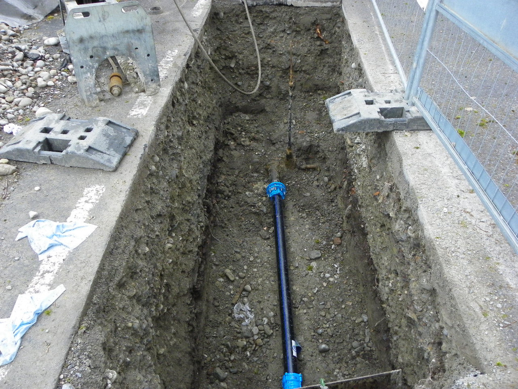 113_9850_JPG-1331593243