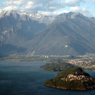 Blick __ber den Comer See hin__ber ins Tessin vom Gipfel des Monte Legnone_jpg-1331749413