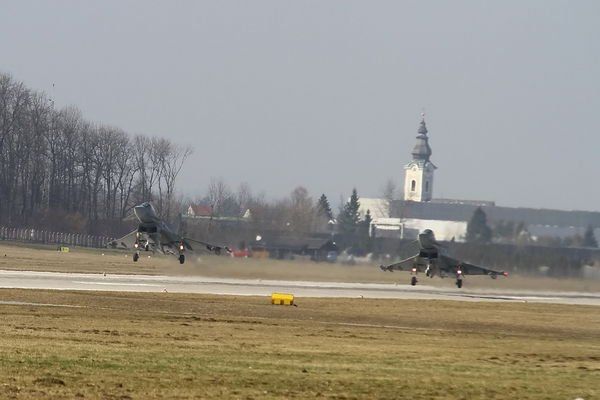 normal_15032012fmt_eurofighter_ta_012.JPG
