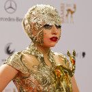 ladygag16.jpg