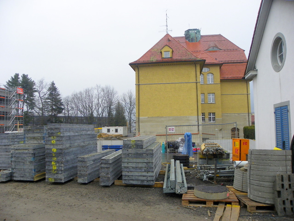 113_9918_JPG-1331941092