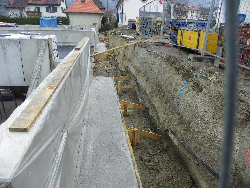 113_9924_JPG-1331941124