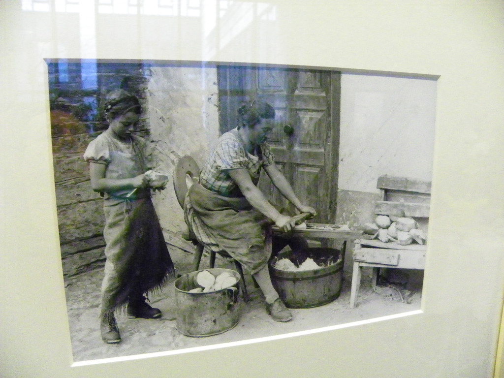 114_0384_JPG-1331943678