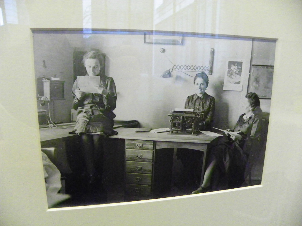 114_0387_JPG-1331943684