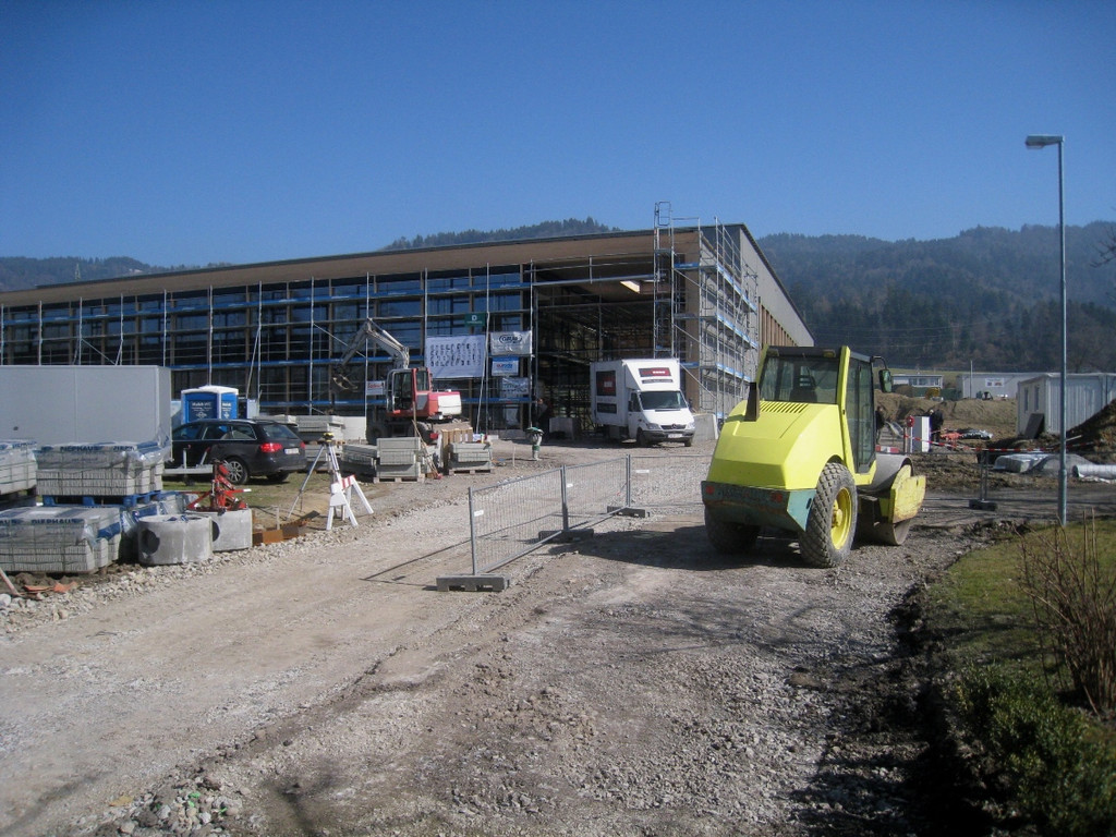 Hofriedenstra__e AUSBAU Tennisplatz 2012 _26__jpg-1331998534