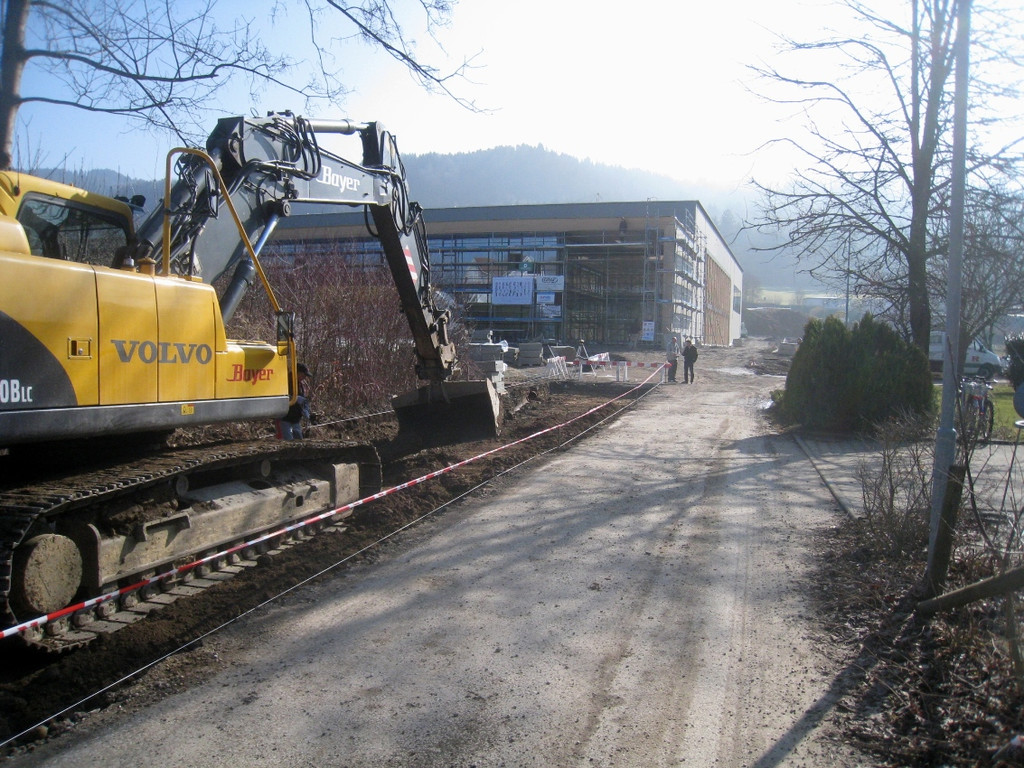 Hofriedenstra__e AUSBAU Tennisplatz 2012 _18__jpg-1331998492