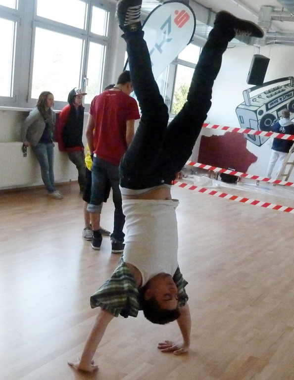 Move15_jpg-1332100562