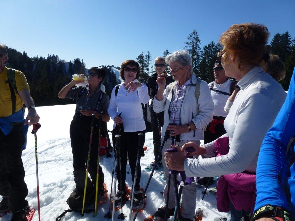 Schnee kleine Pause1_JPG-1332111141