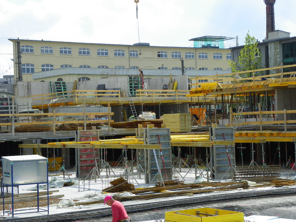 110_1763_JPG-1332112787