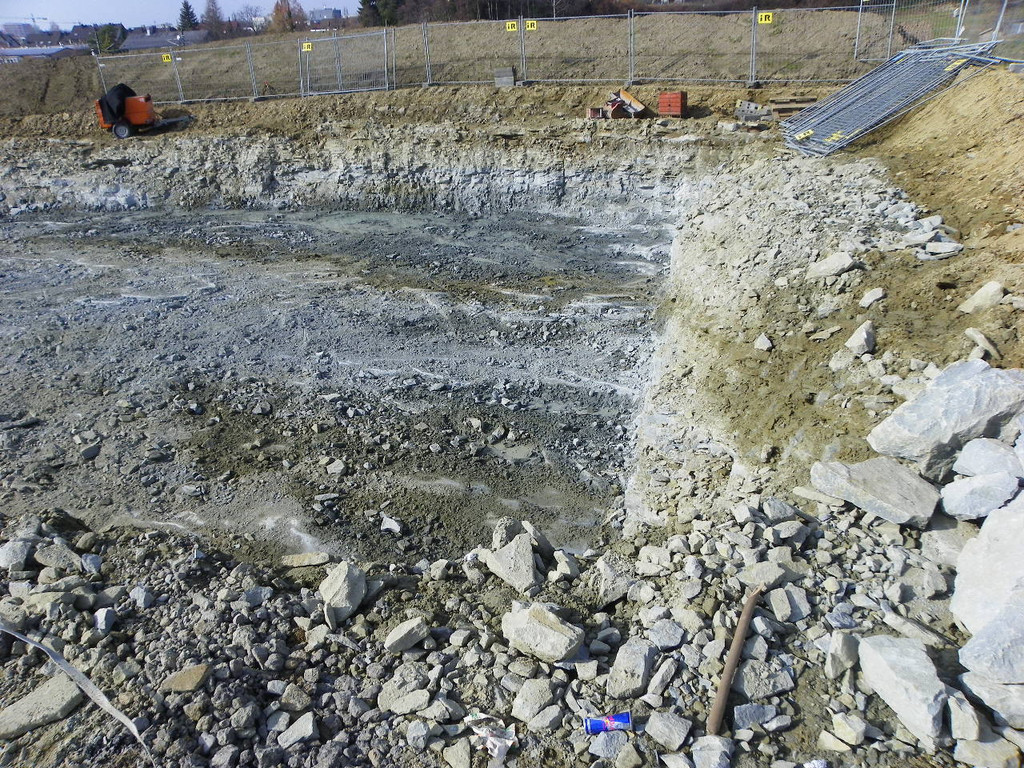 113_9820_JPG-1332116887