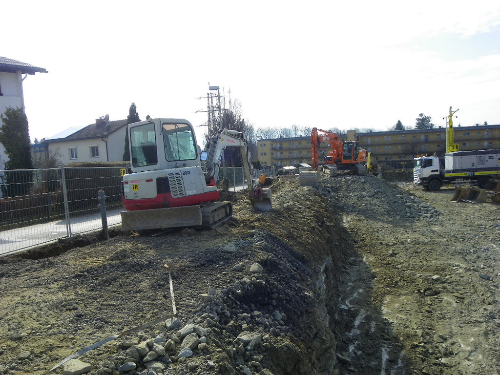 113_9824_JPG-1332116899