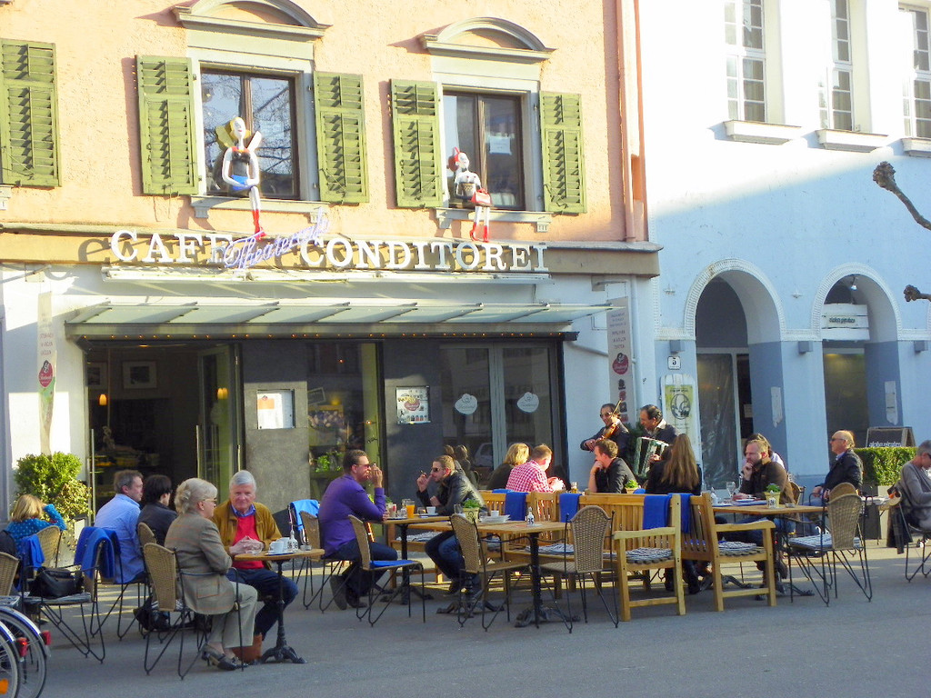 114_0448_JPG-1332117365