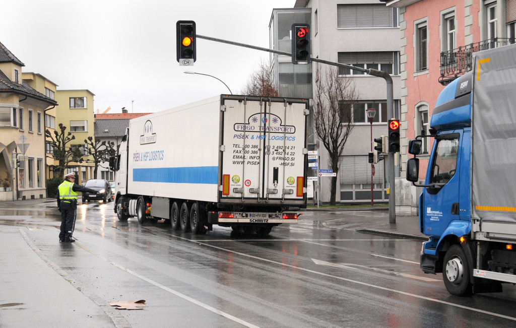 Stau H__chst 19_03_2012 13_jpg-1332148929