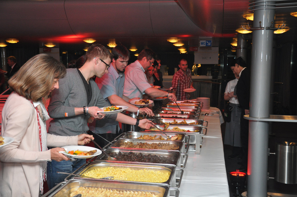 shakin21_jpg-1332186699