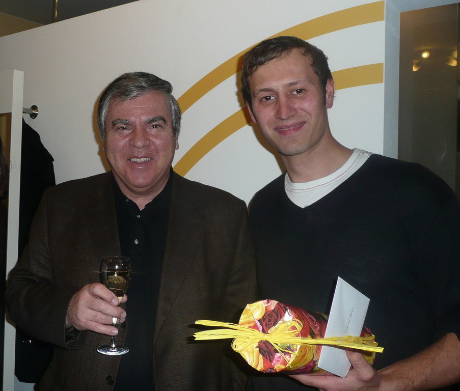 Dr Stoss gratuliert Michael Stocker_JPG-1332329644