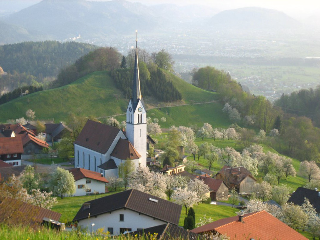 Fraxern_jpg-1332407179