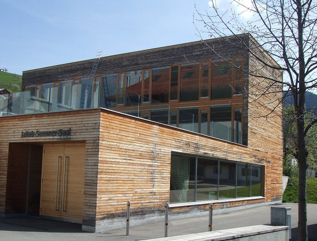 jakob_summer_saal_dorfzentrum_fraxern01_jpg-1332407264