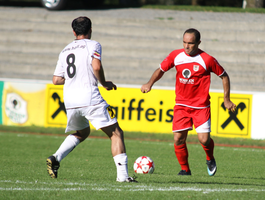 dornb_ - Hall  2011 308_jpg-1332431489