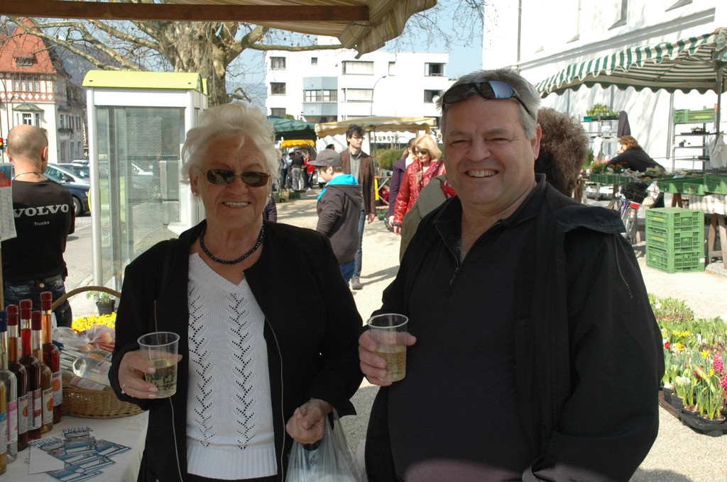 G__tzner Markt_VHotz _4__JPG-1332593040