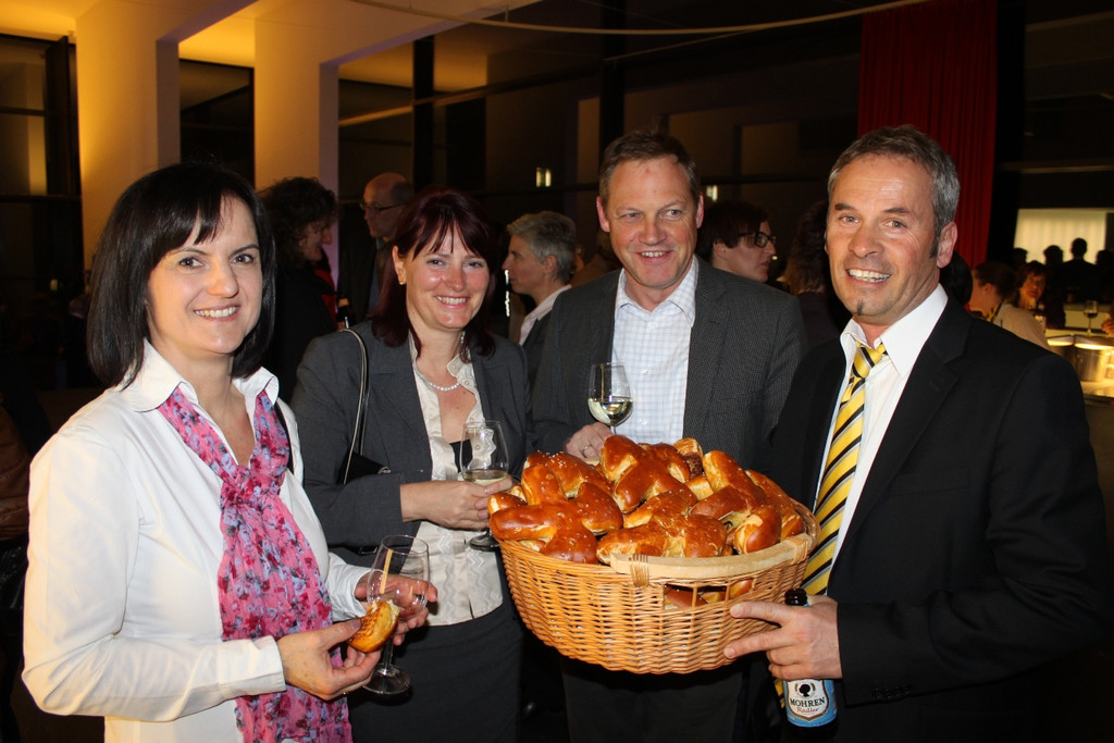 RAIBA Pflege im Alter 2012 _13__jpg-1332656955