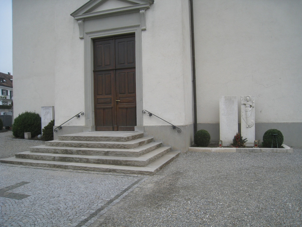 Kirchenrenovierung Fortsetzung APRIL 2012 _11__jpg-1332658650