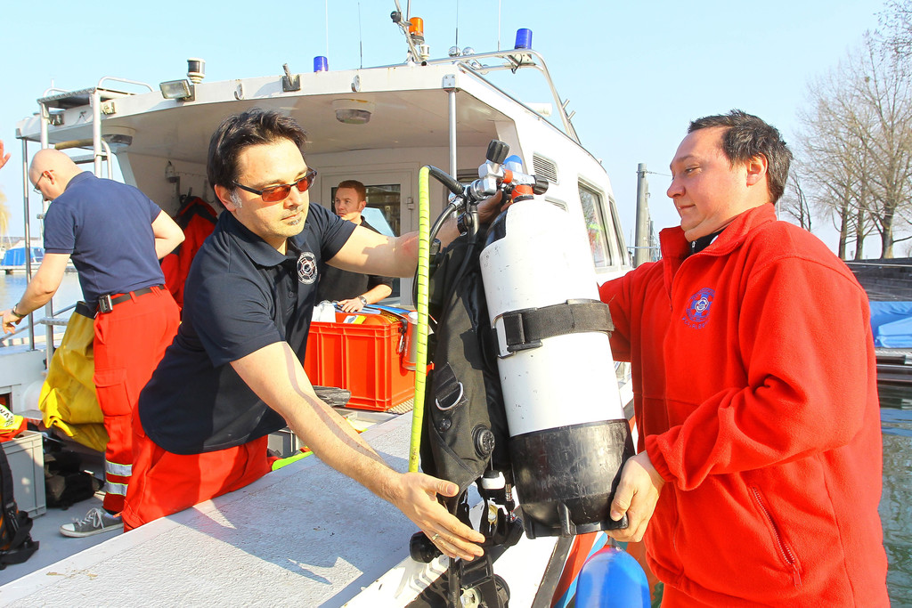 Suchaktion Flugzeugwrack03.jpg