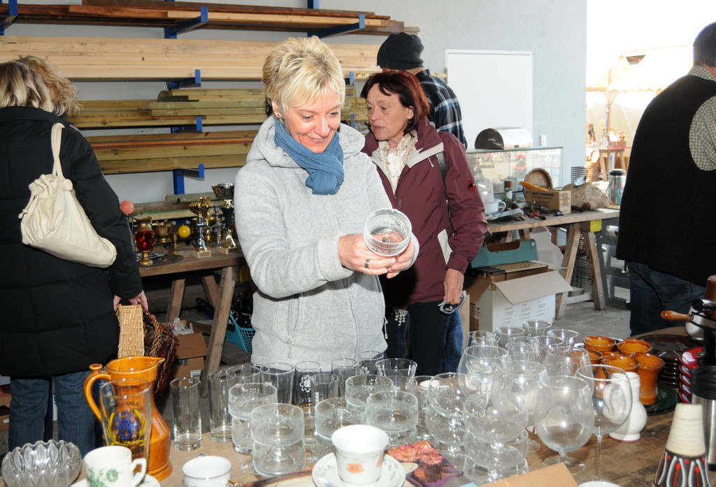 Flohmarkt H__chst 24_03_2012 6_jpg-1332752078