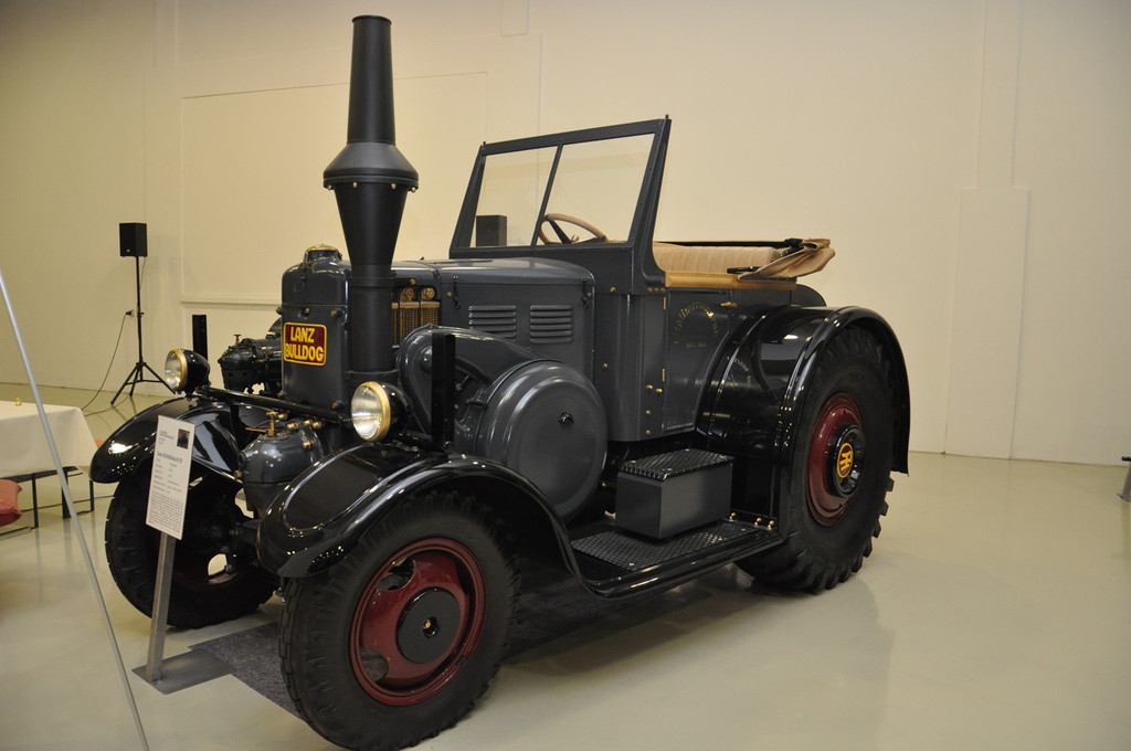 traktor2_jpg-1332754095