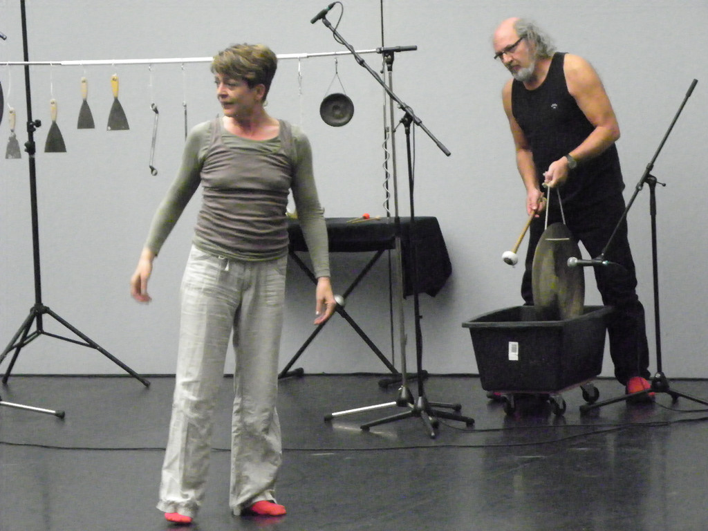 114_1405-1_JPG-1332805912