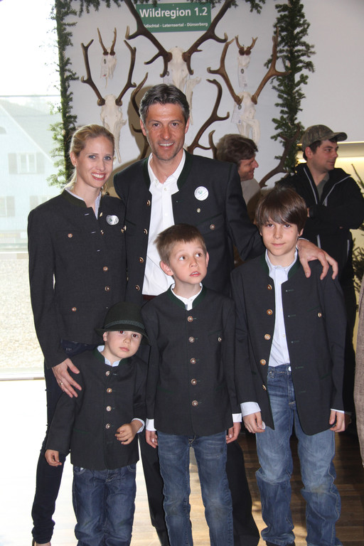 Hubert Marte mit Familie_jpg-1332836817