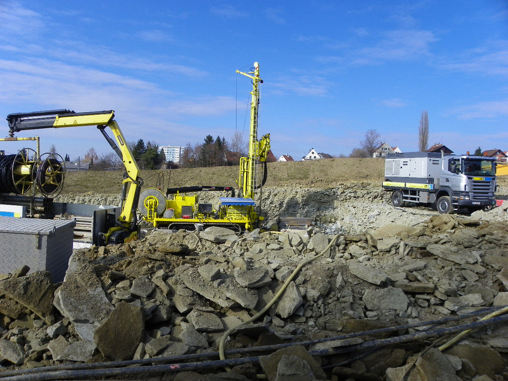 113_9840_JPG-1332884737