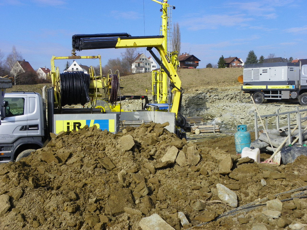 113_9837_JPG-1332884719