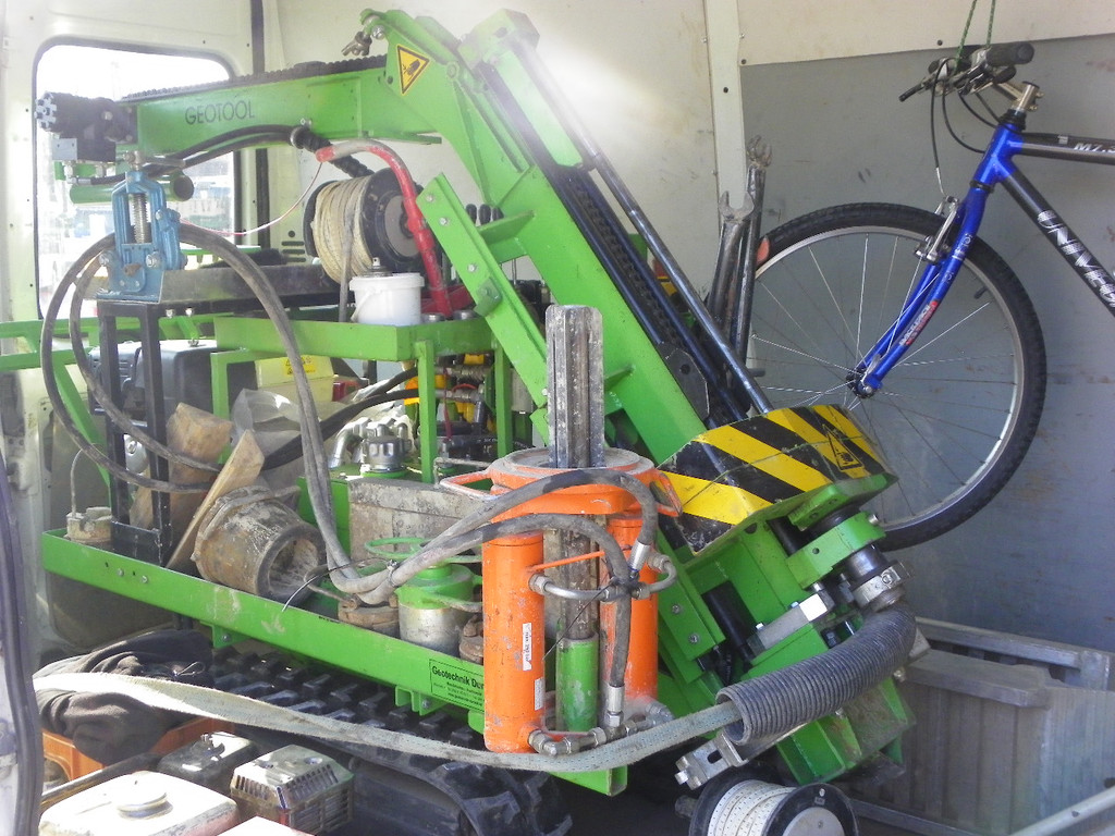 114_0323_JPG-1332886467