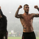 Beckham strippt am Spielfeld