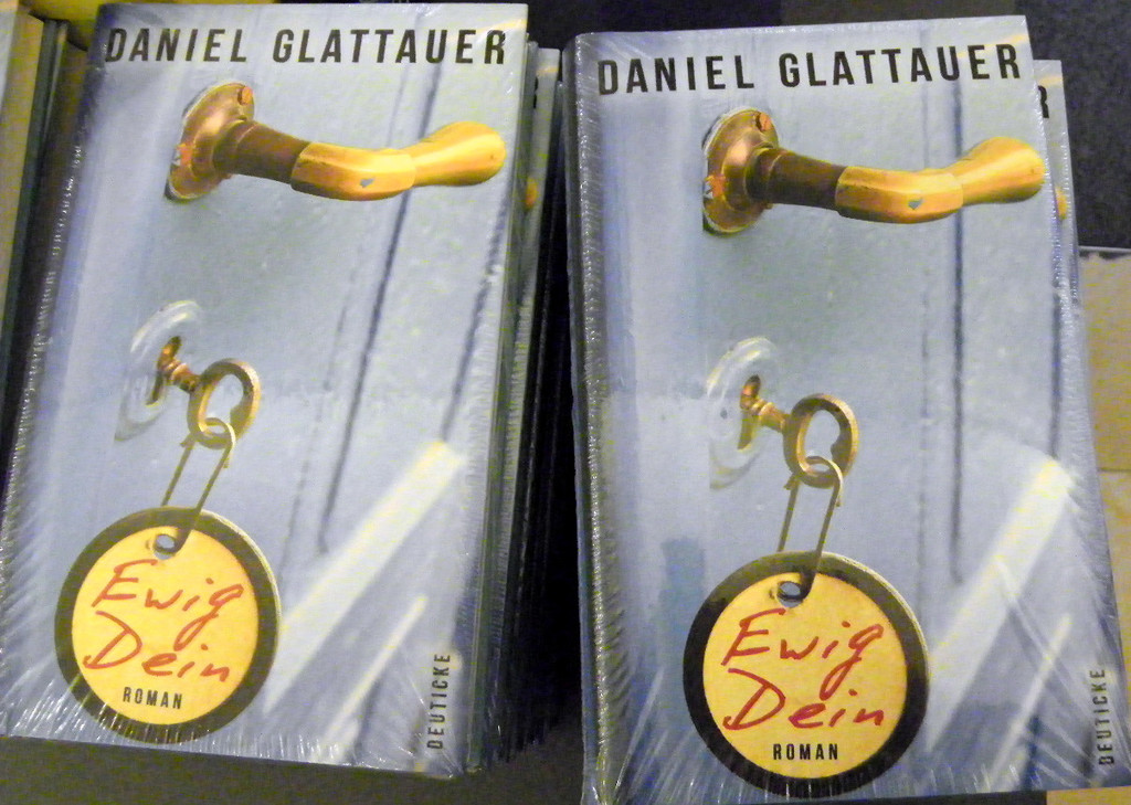 114_1681_JPG-1333320201