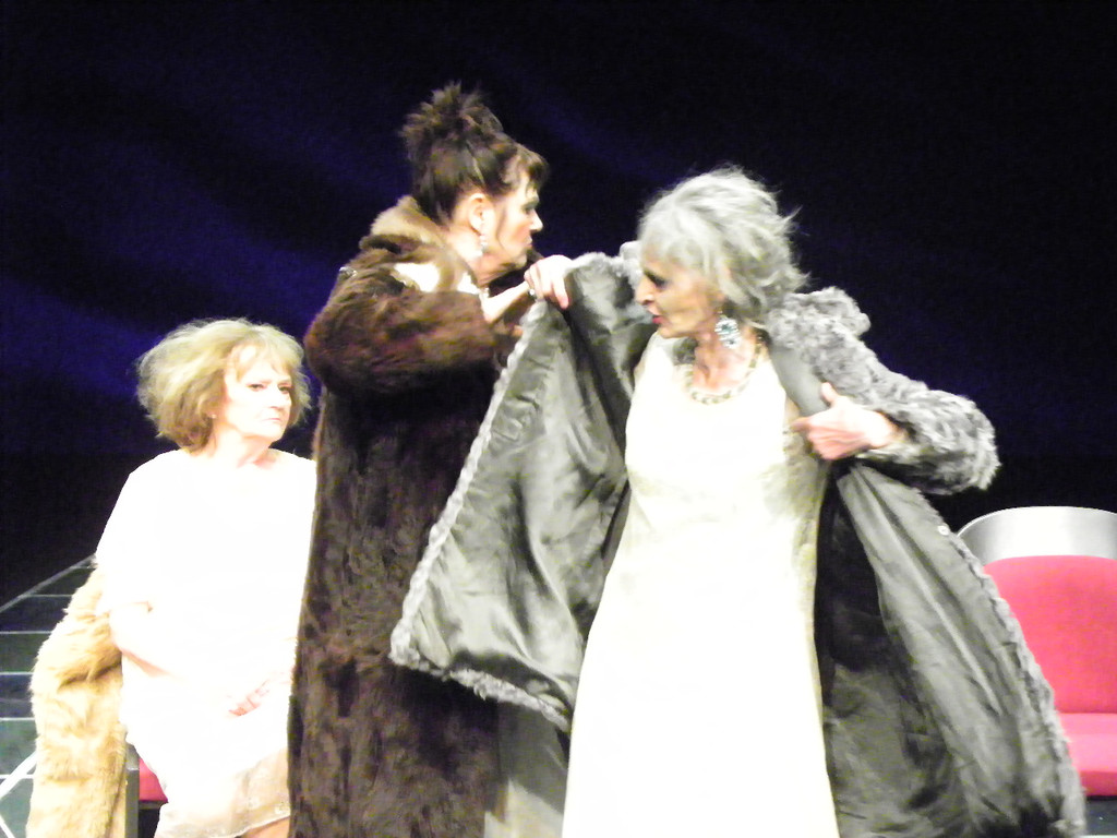 114_1670_JPG-1333326003