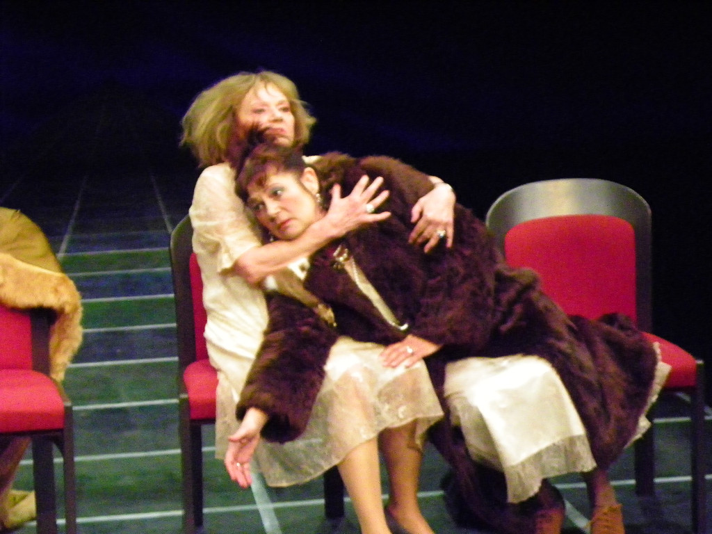 114_1674_JPG-1333326010