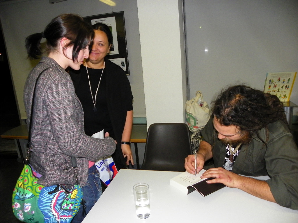 114_1719_JPG-1333328153