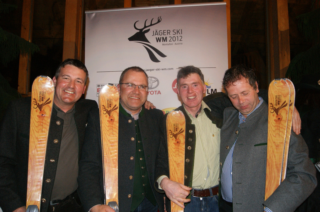 Mannschaftssieger 2012_JPG-1333362356