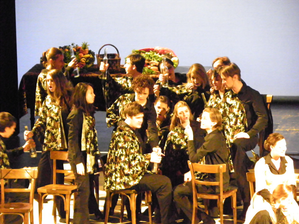 114_2001_JPG-1333492619