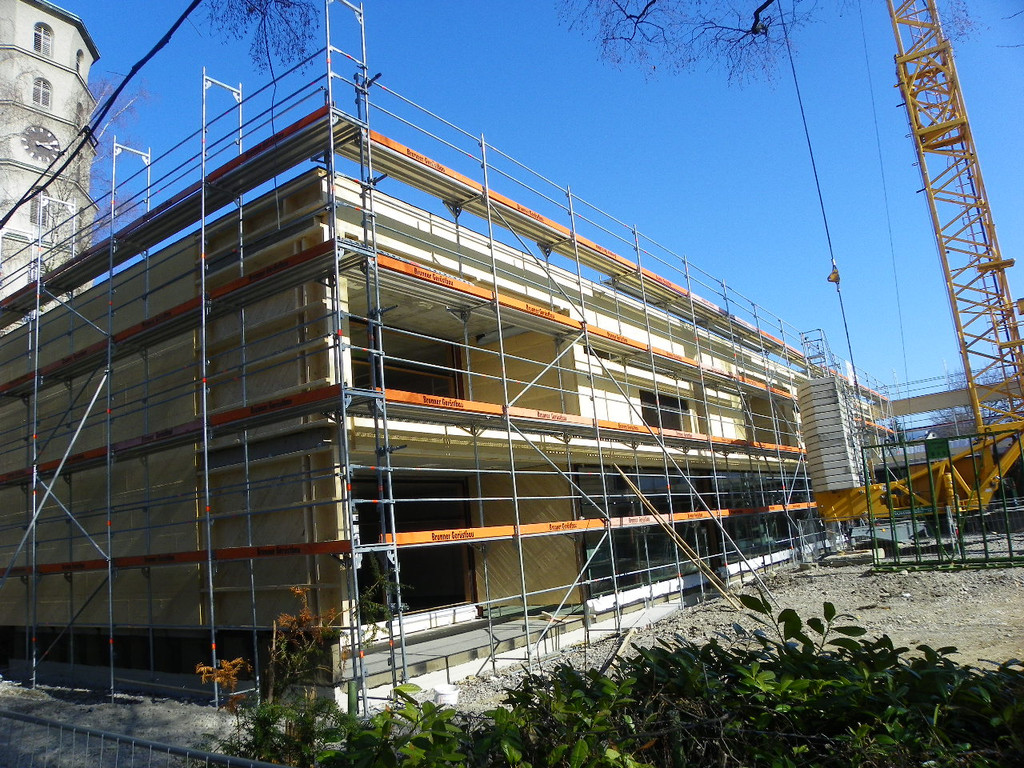 114_0273_JPG-1333494941