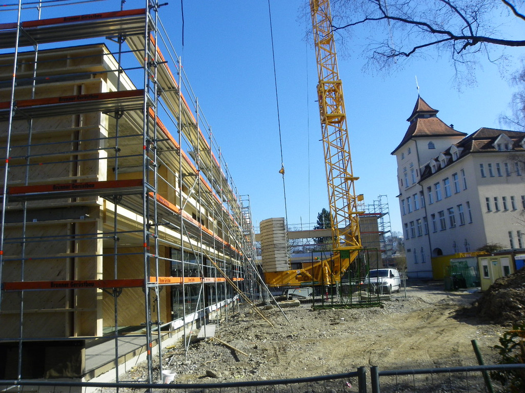 114_0272_JPG-1333494935