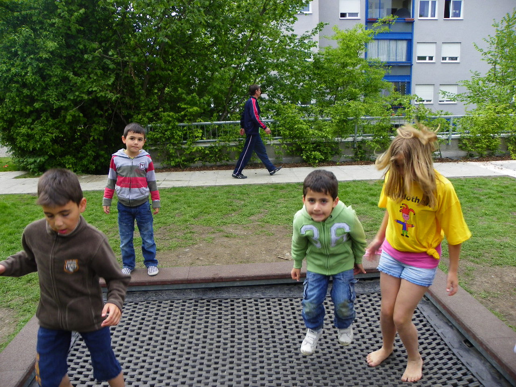 110_5611_JPG-1333580561