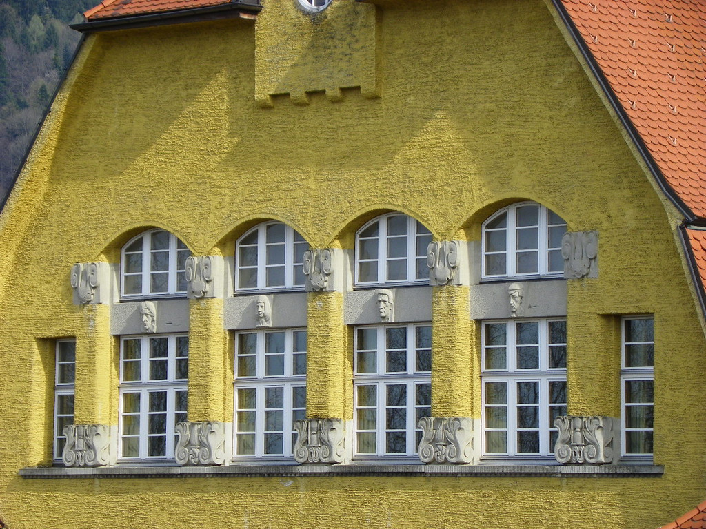 114_2561_JPG-1333660530