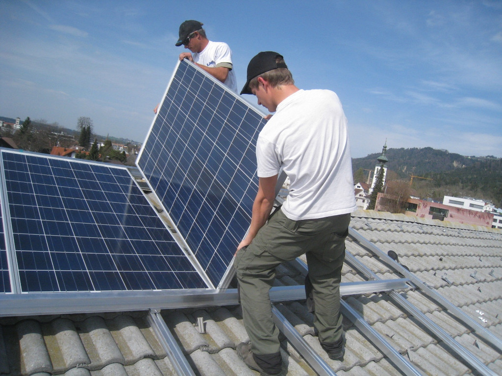 Solarinstallation Volksschule 2012 _28__jpg-1333817038