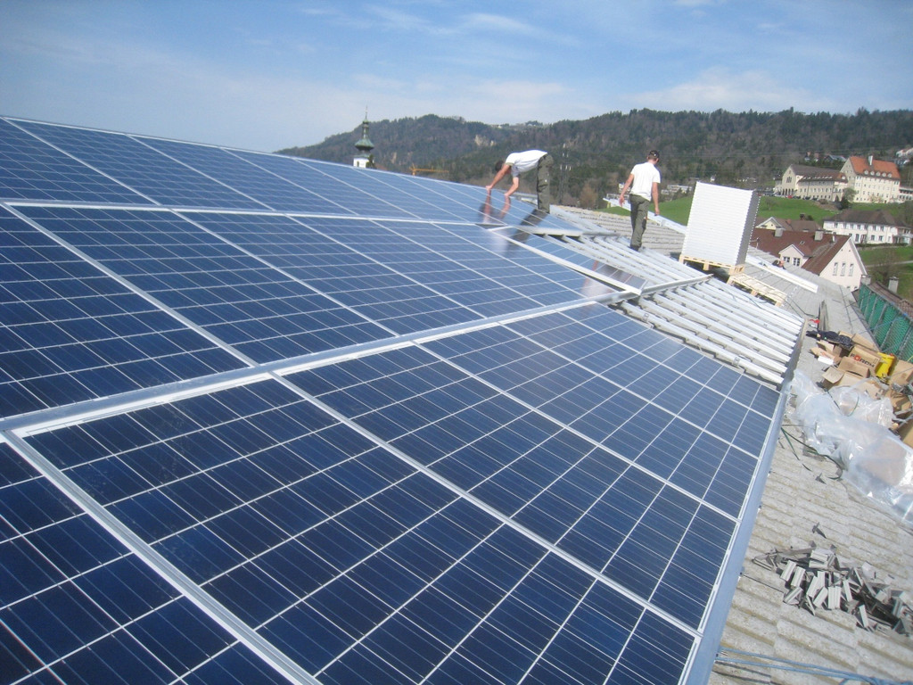 Solarinstallation Volksschule 2012 _25__jpg-1333817021