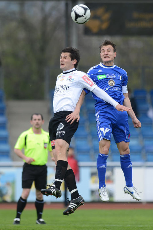 file64c7vyypz8pngup75h1_jpg-1333869112