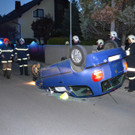 Auto am Dach - Unfall in Neunkirchen