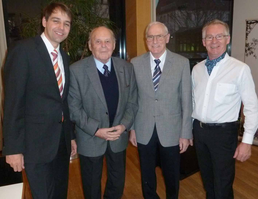 Pflege3Vorstand_Schuler_jpg-1333985375